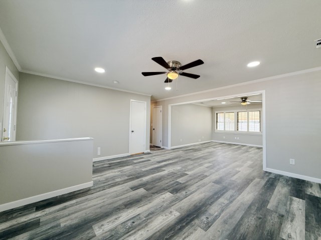 505 17th Street Seagraves TX 79359