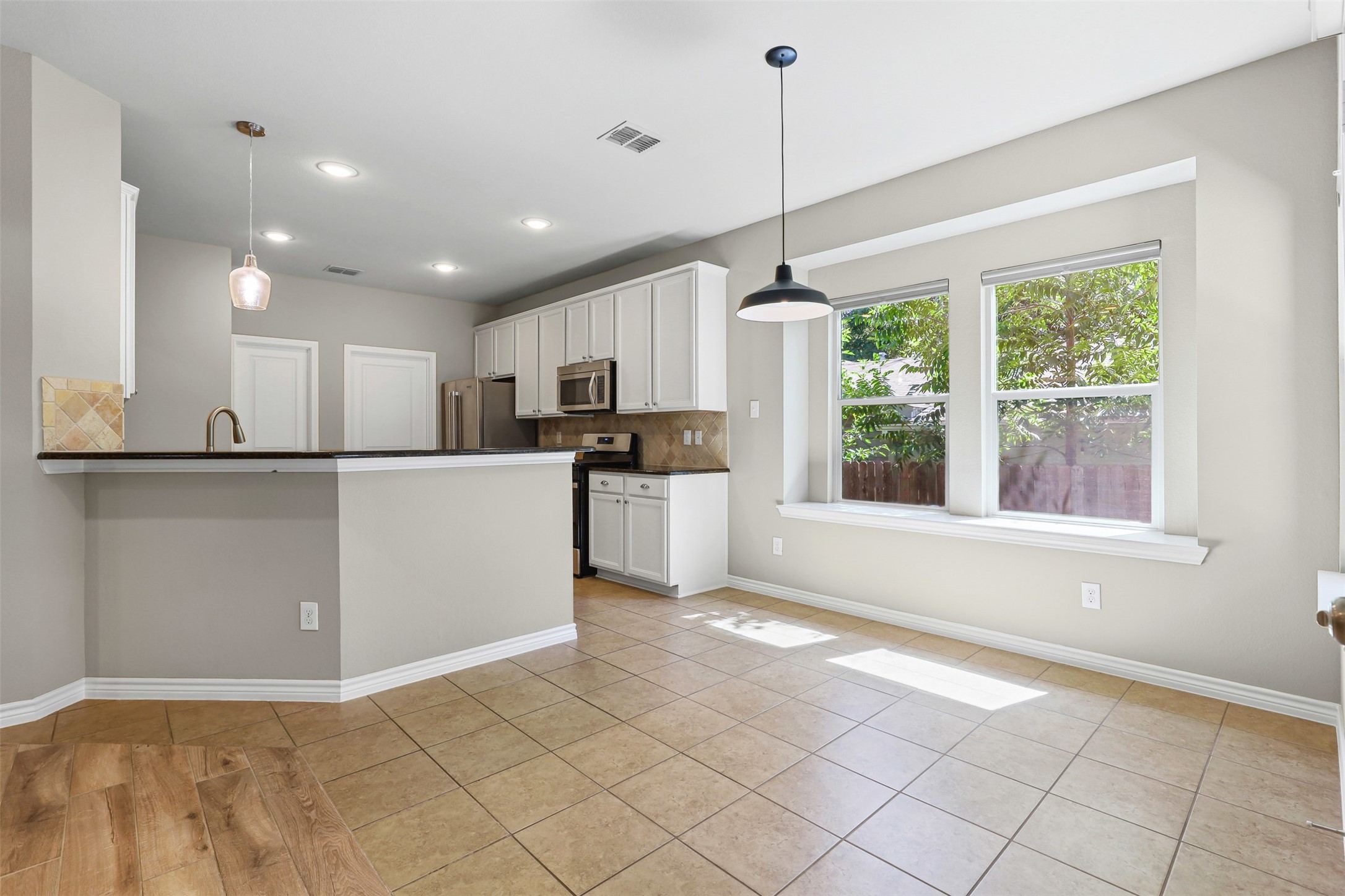 3817 Bryce Avenue Fort Worth TX 76107