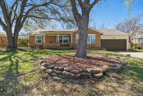 1744 Lake Shore Drive Fort Worth TX 76103