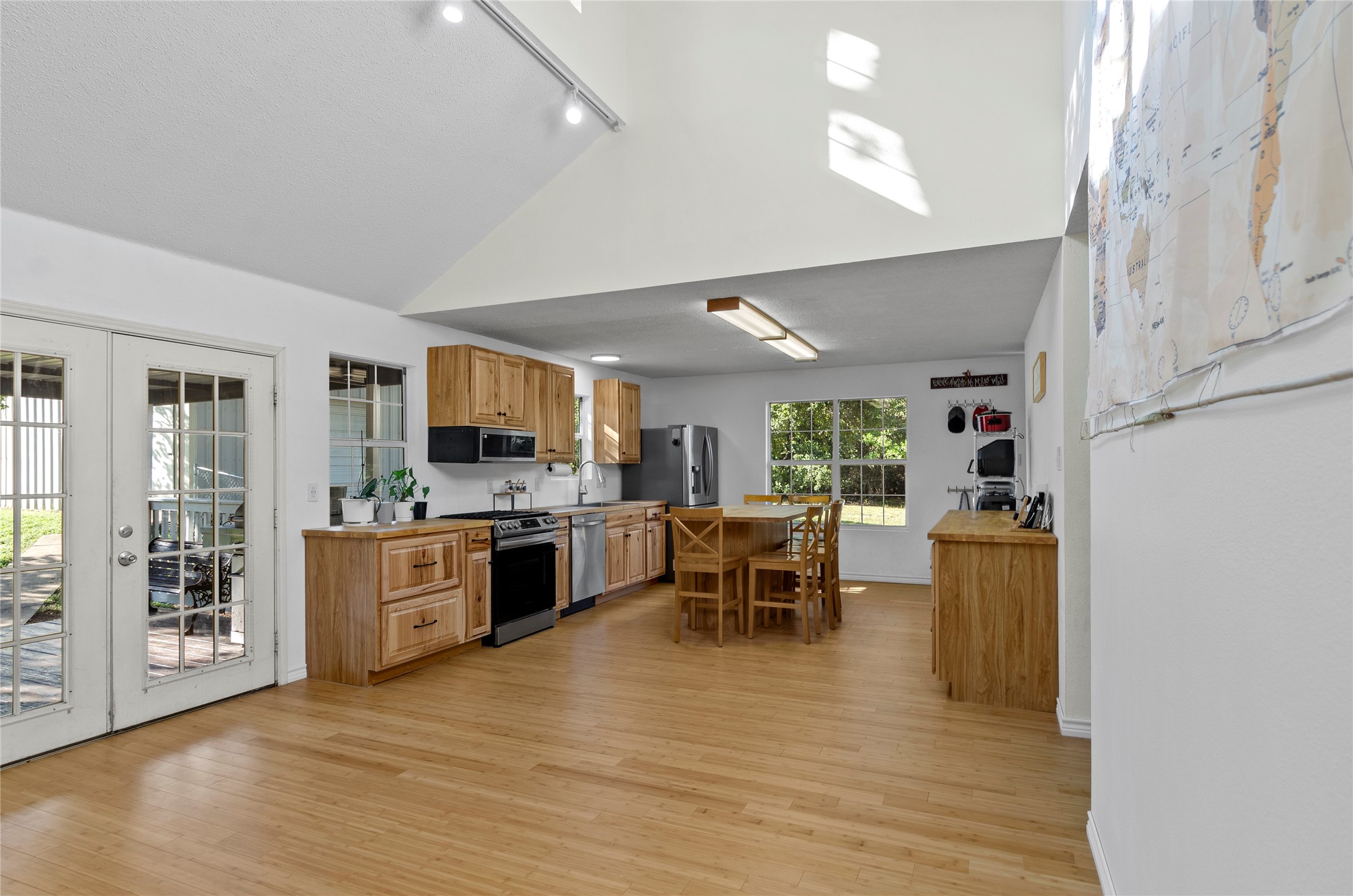 748 County Road 1560 Chico TX 76431
