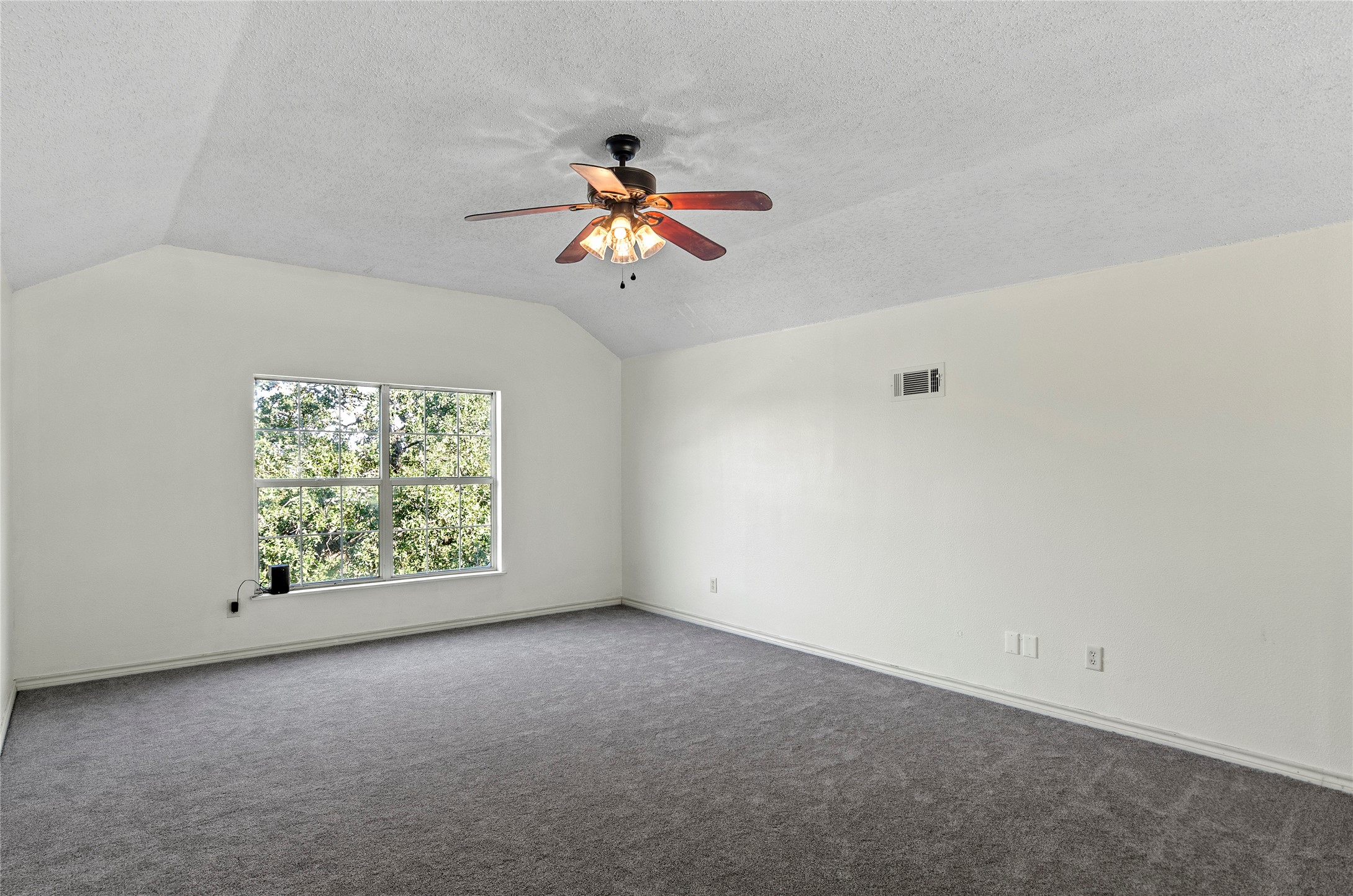 748 County Road 1560 Chico TX 76431
