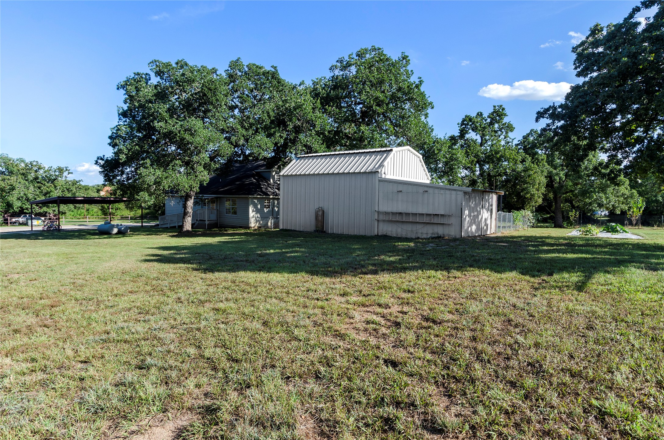 748 County Road 1560 Chico TX 76431