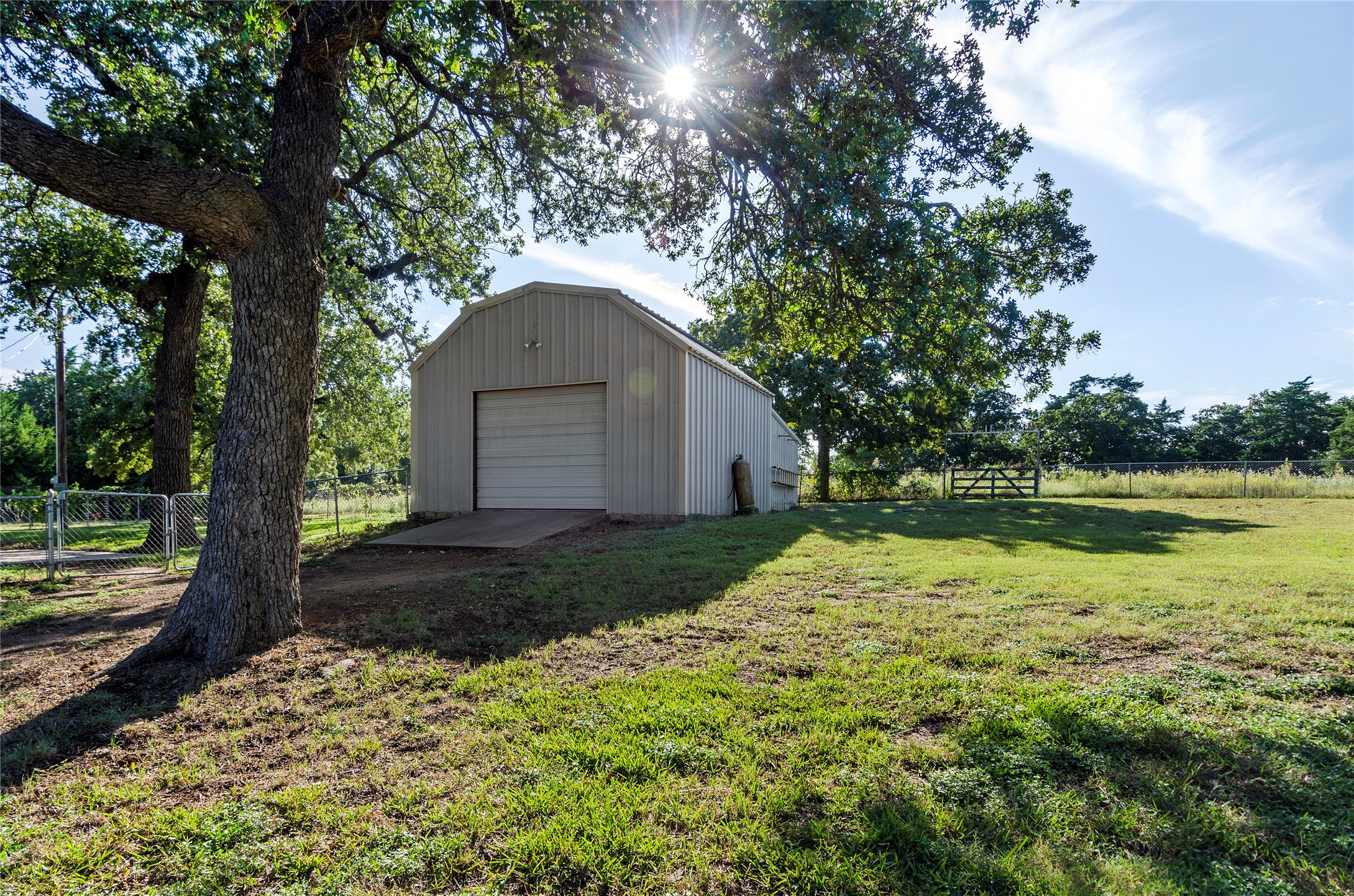 748 County Road 1560 Chico TX 76431