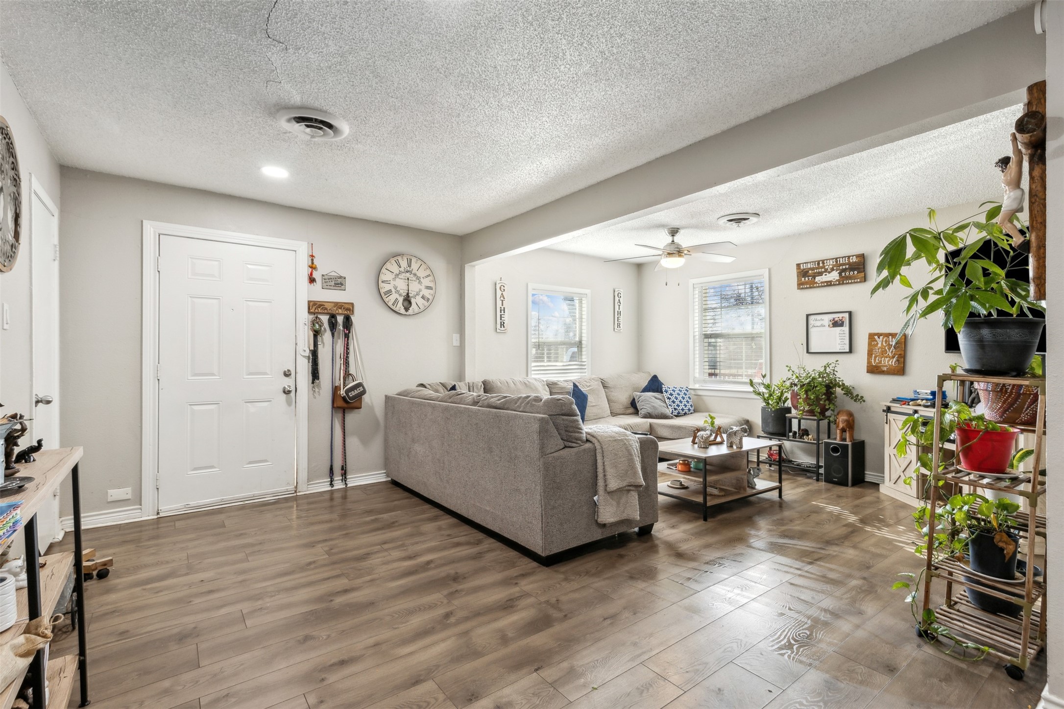 13001 Timothy Lane Balch Springs TX 75180
