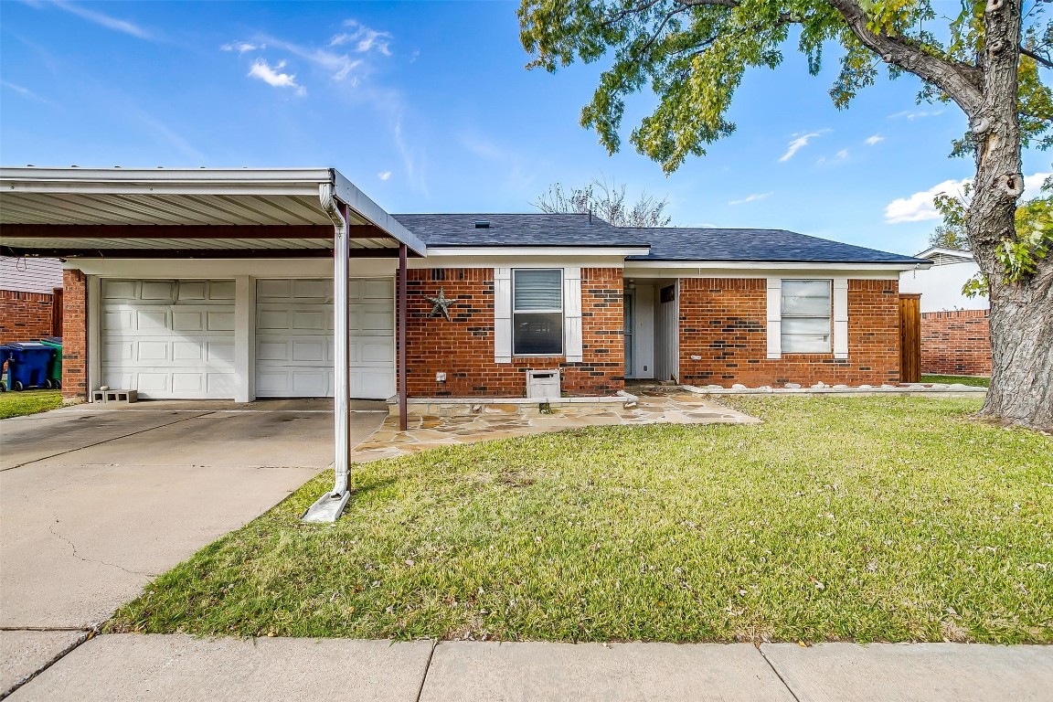 6441 Stardust Drive S Watauga TX 76148