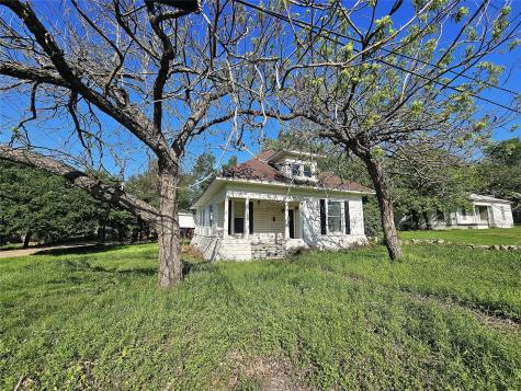703 Chilton Street Marlin TX 76661