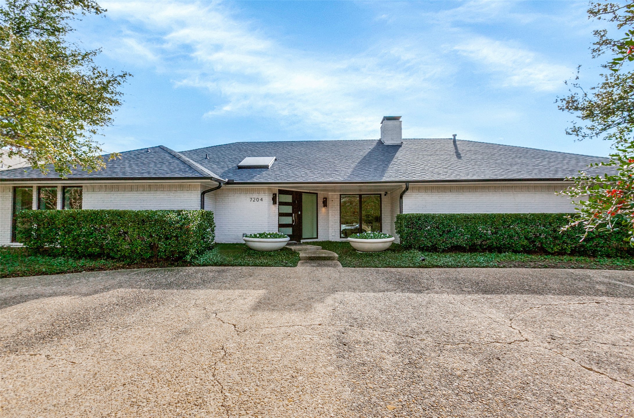 7204 Van Hook Drive Dallas TX 75248