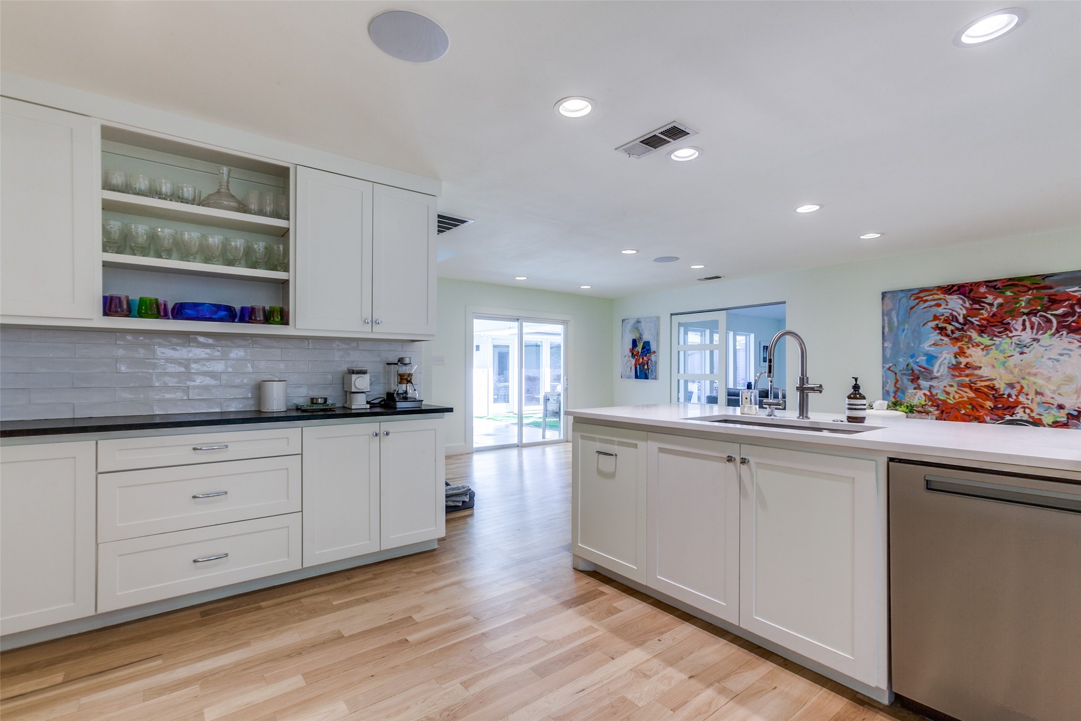 7204 Van Hook Drive Dallas TX 75248