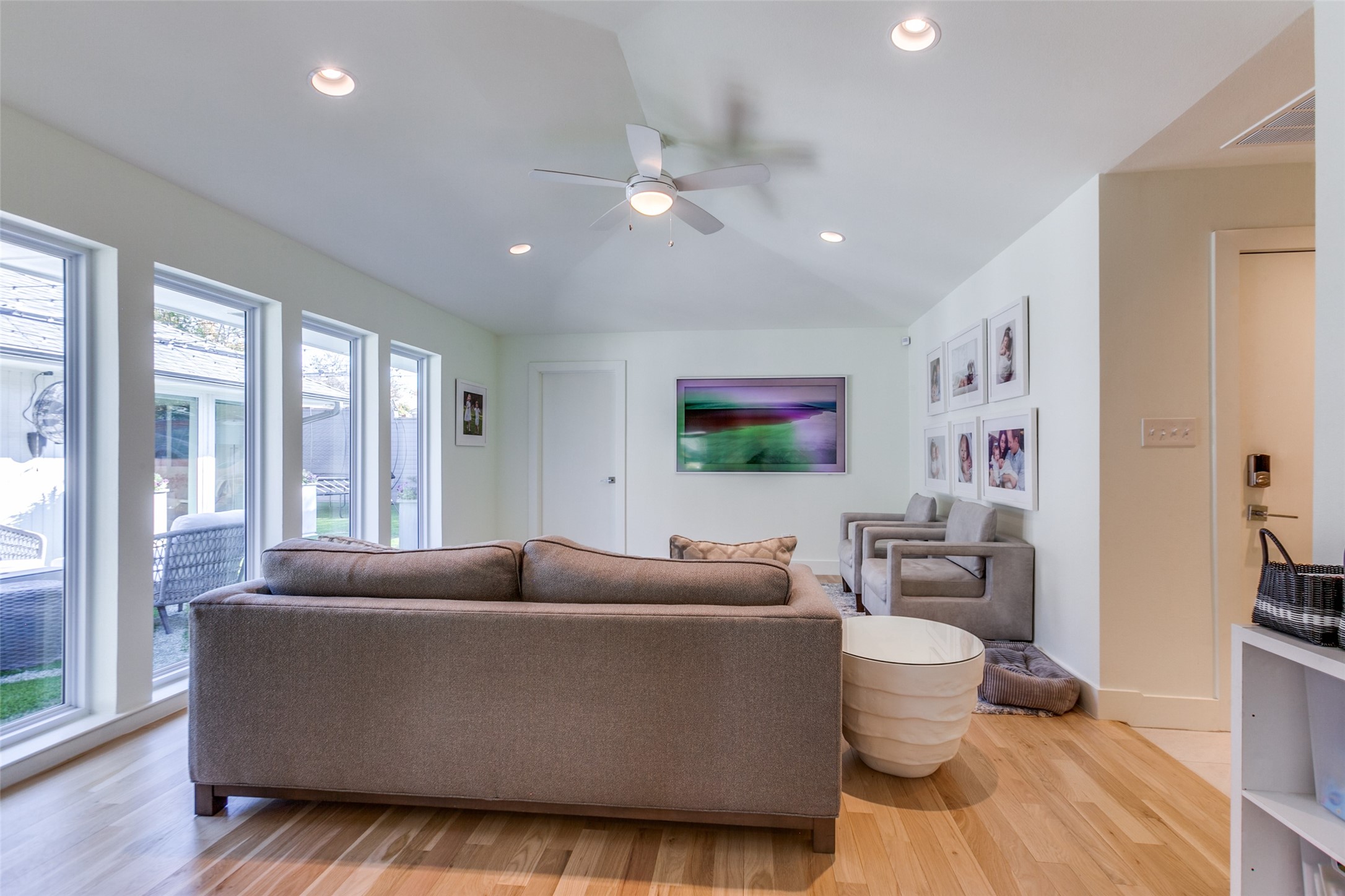 7204 Van Hook Drive Dallas TX 75248