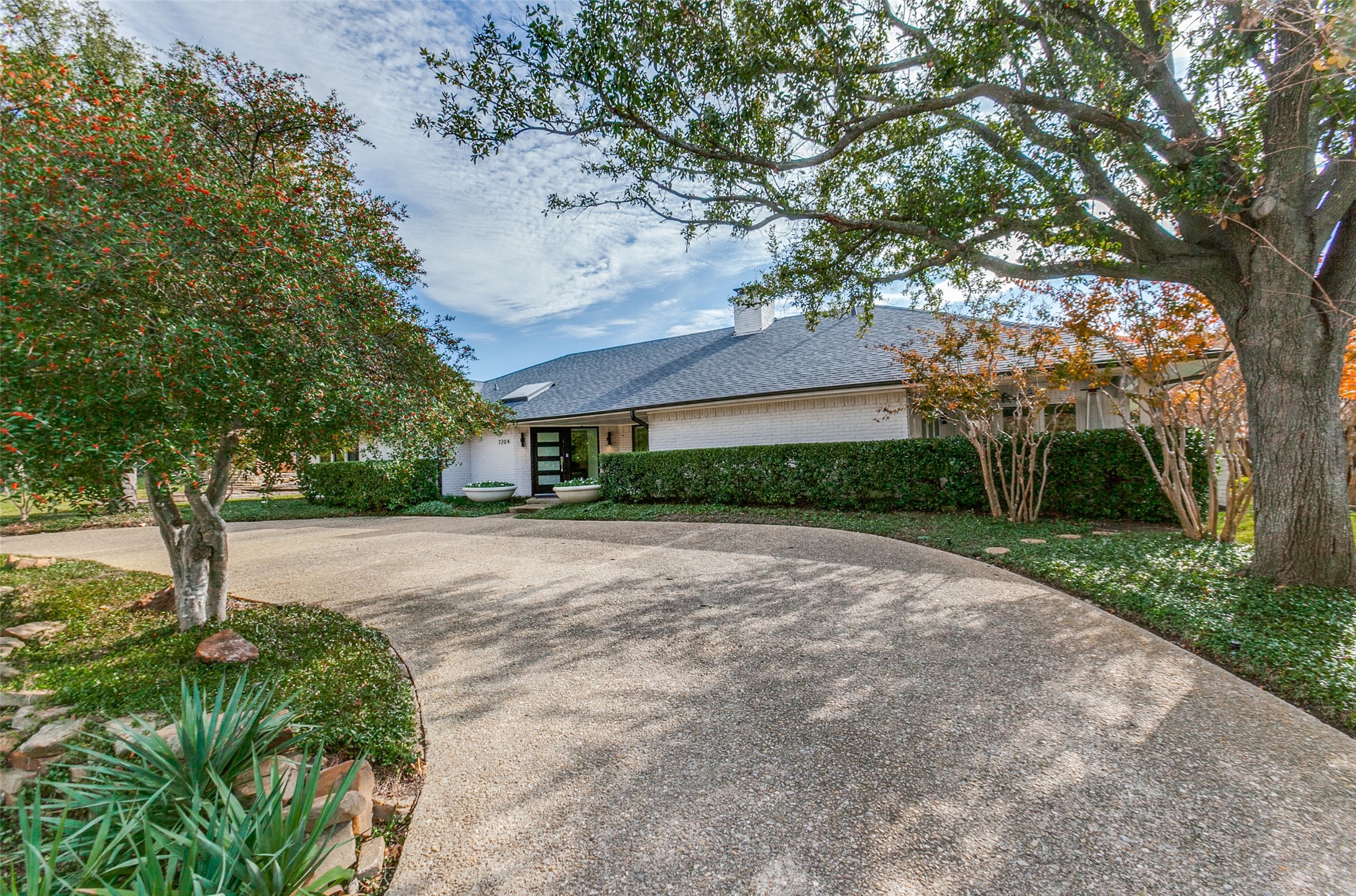 7204 Van Hook Drive Dallas TX 75248