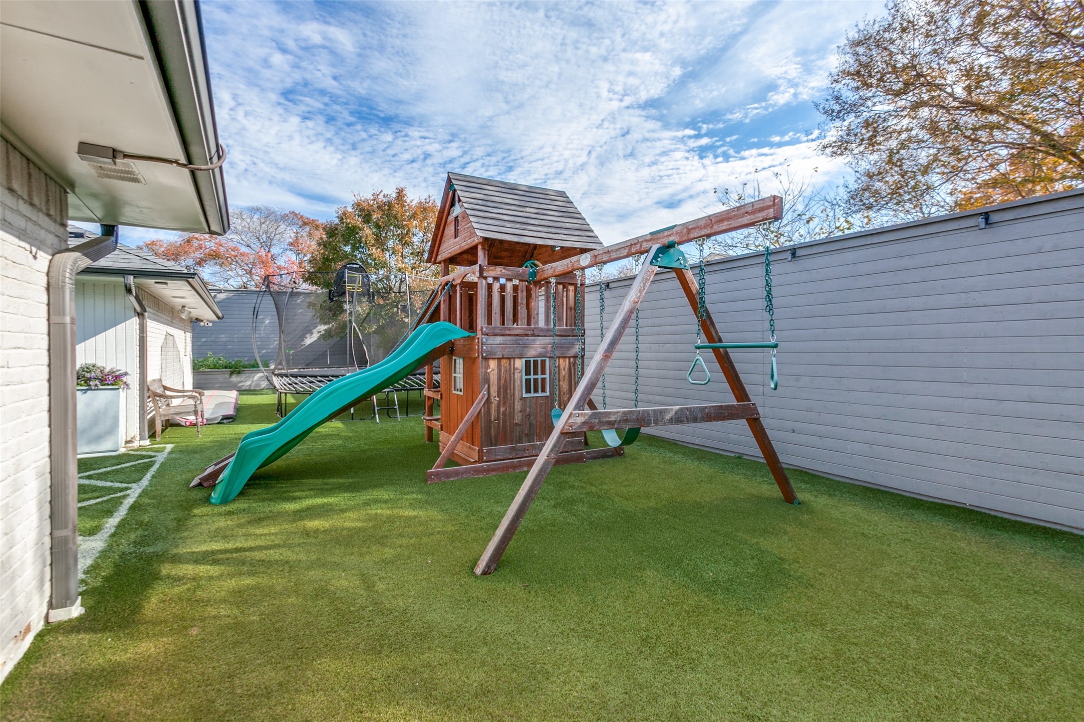 7204 Van Hook Drive Dallas TX 75248