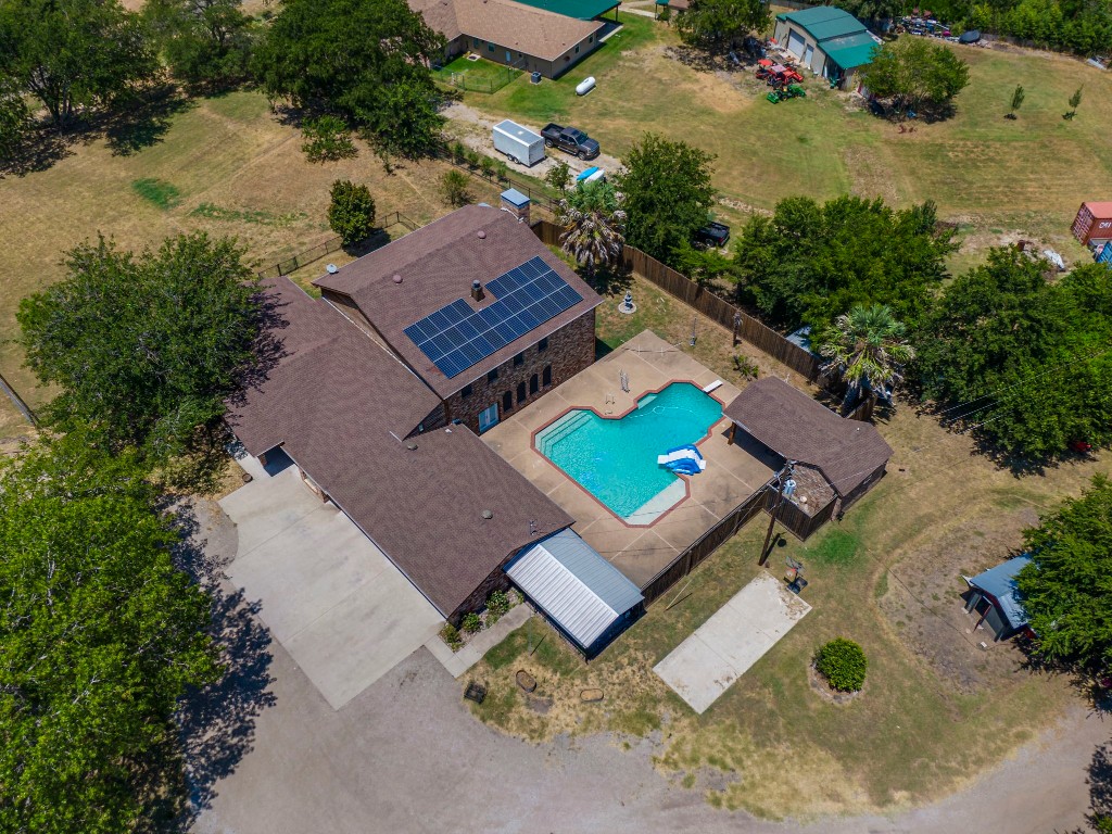 101 Lakeway Drive Waxahachie TX 75165
