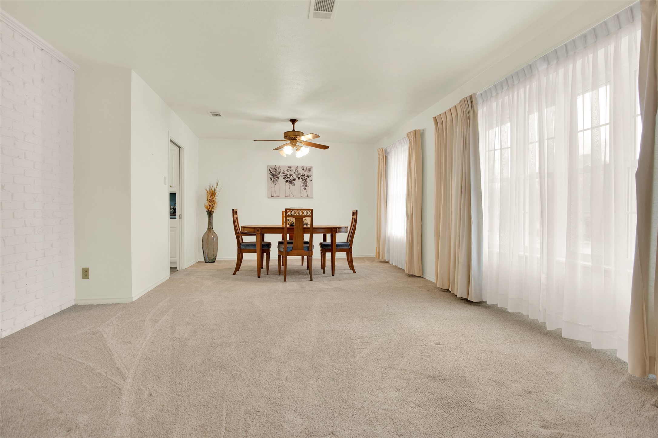 1704 Oakhill Drive Sherman TX 75092