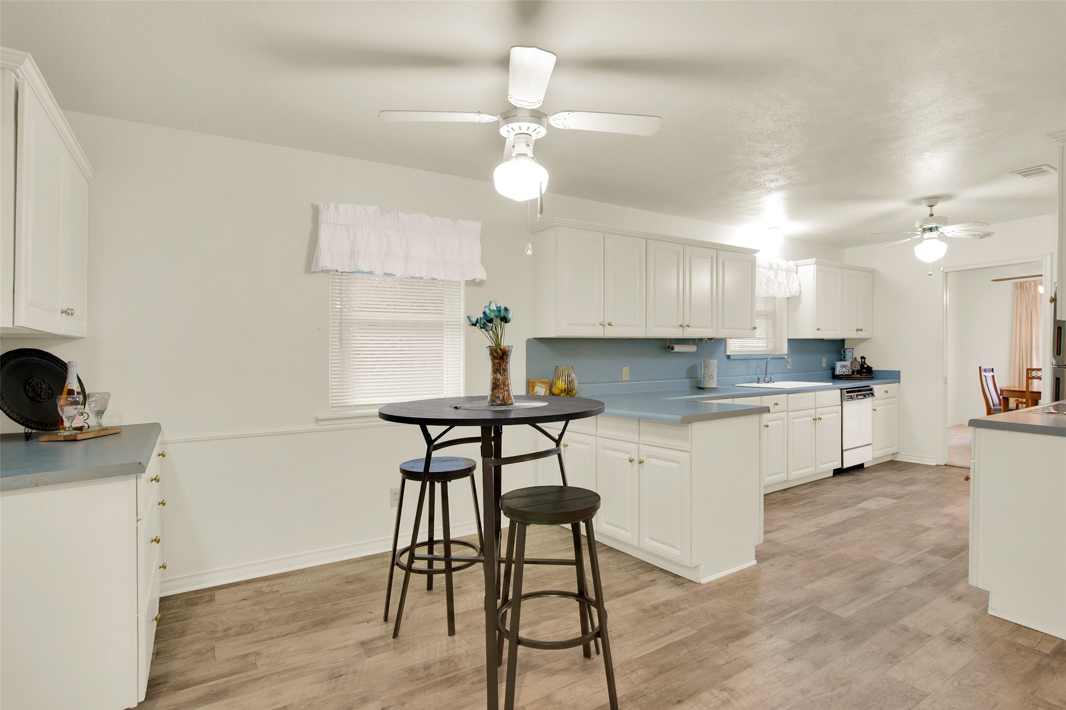 1704 Oakhill Drive Sherman TX 75092