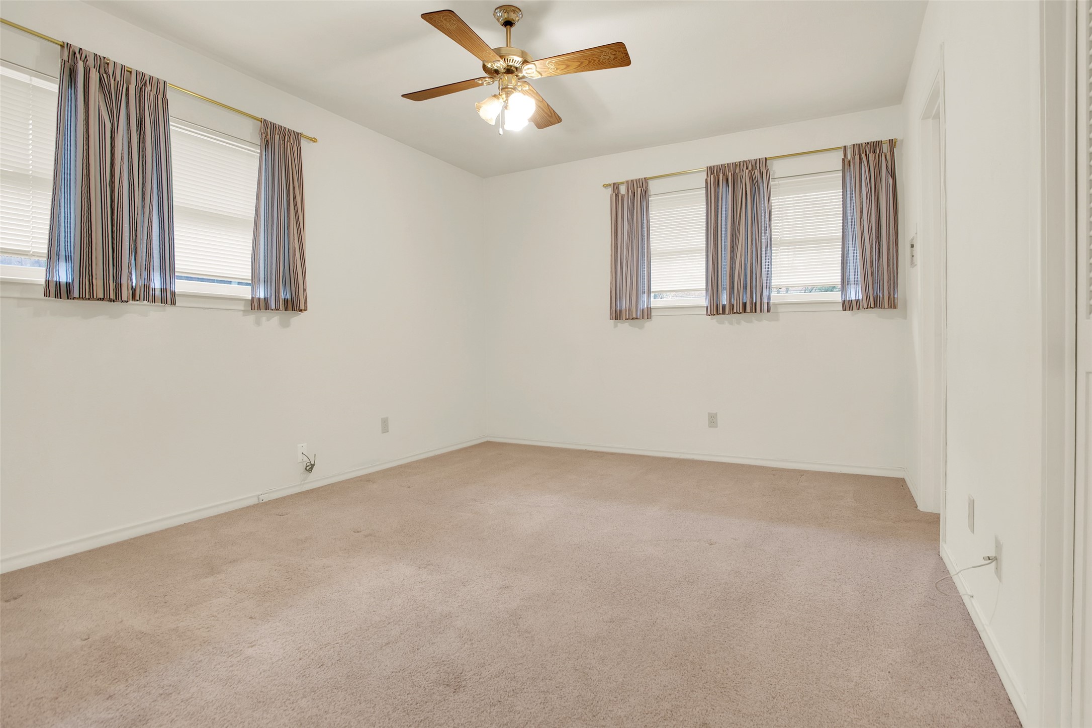1704 Oakhill Drive Sherman TX 75092