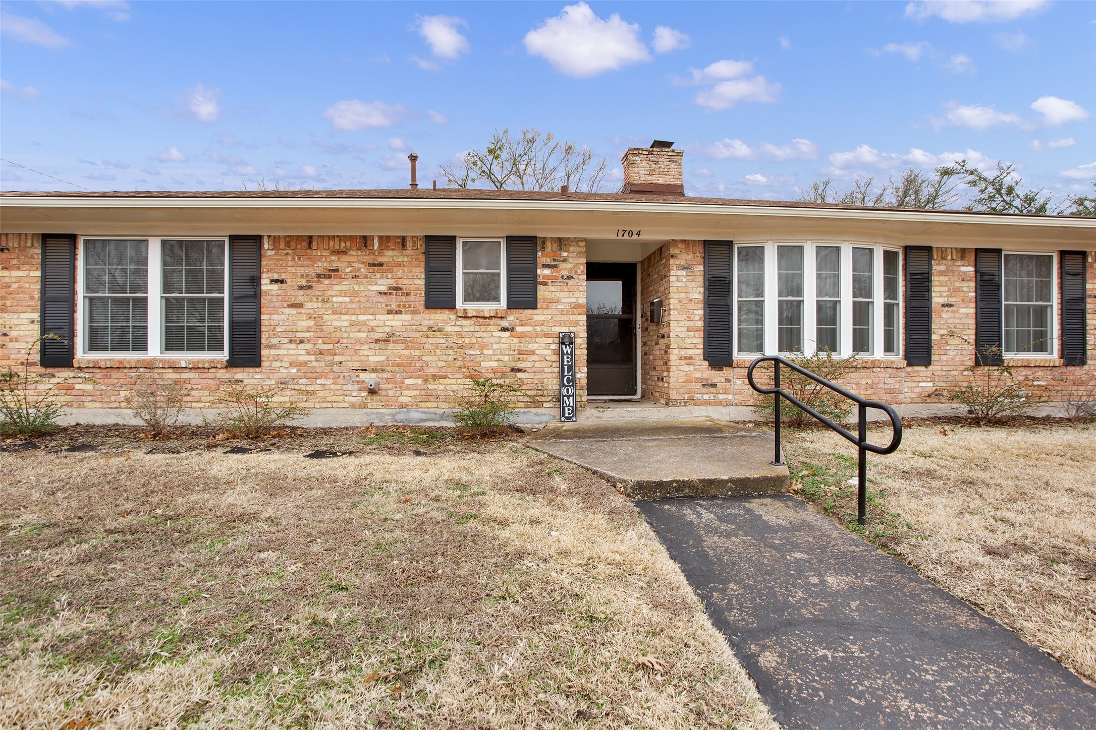 1704 Oakhill Drive Sherman TX 75092