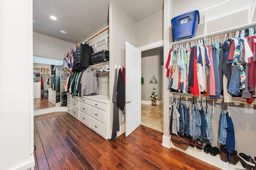 209 N Wickham Street Alvord TX 76225