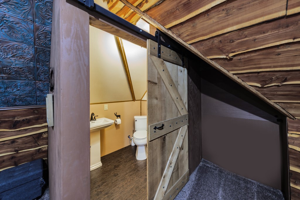 209 N Wickham Street Alvord TX 76225