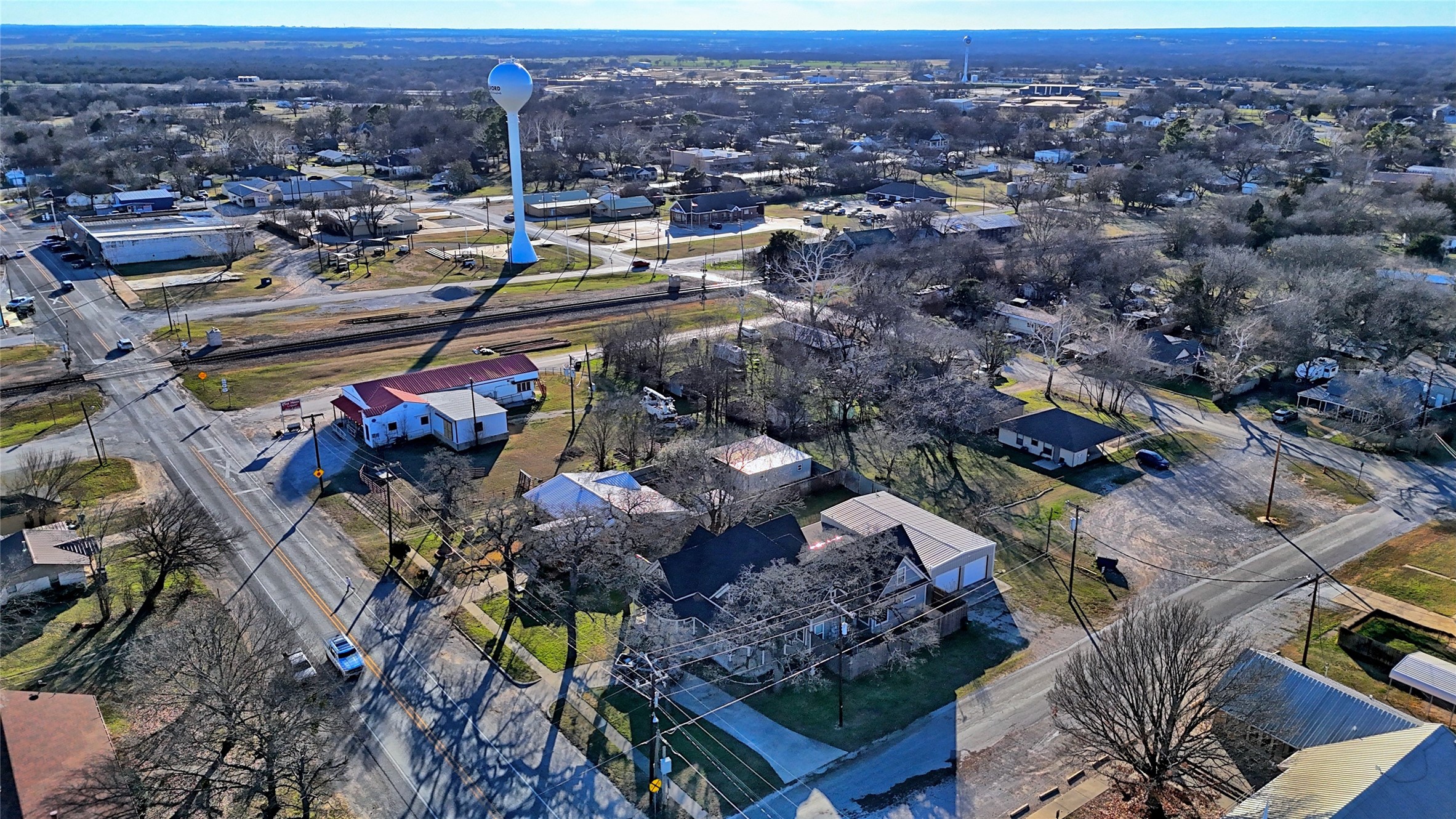 209 N Wickham Street Alvord TX 76225