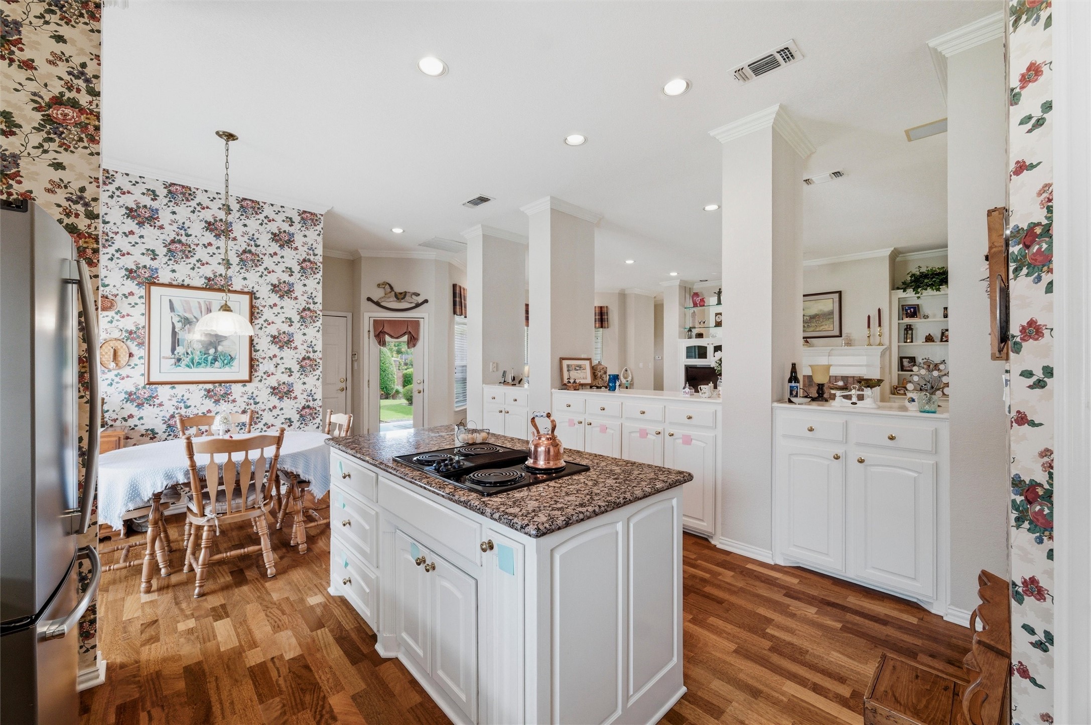608 Bridlewood N Colleyville TX 76034