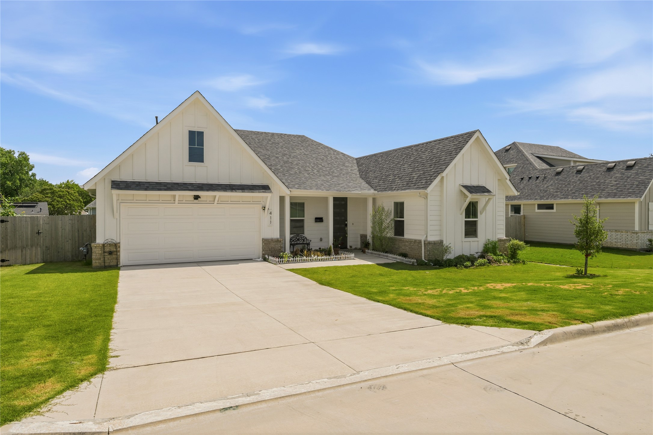 411 W Harwood Road Euless TX 76039
