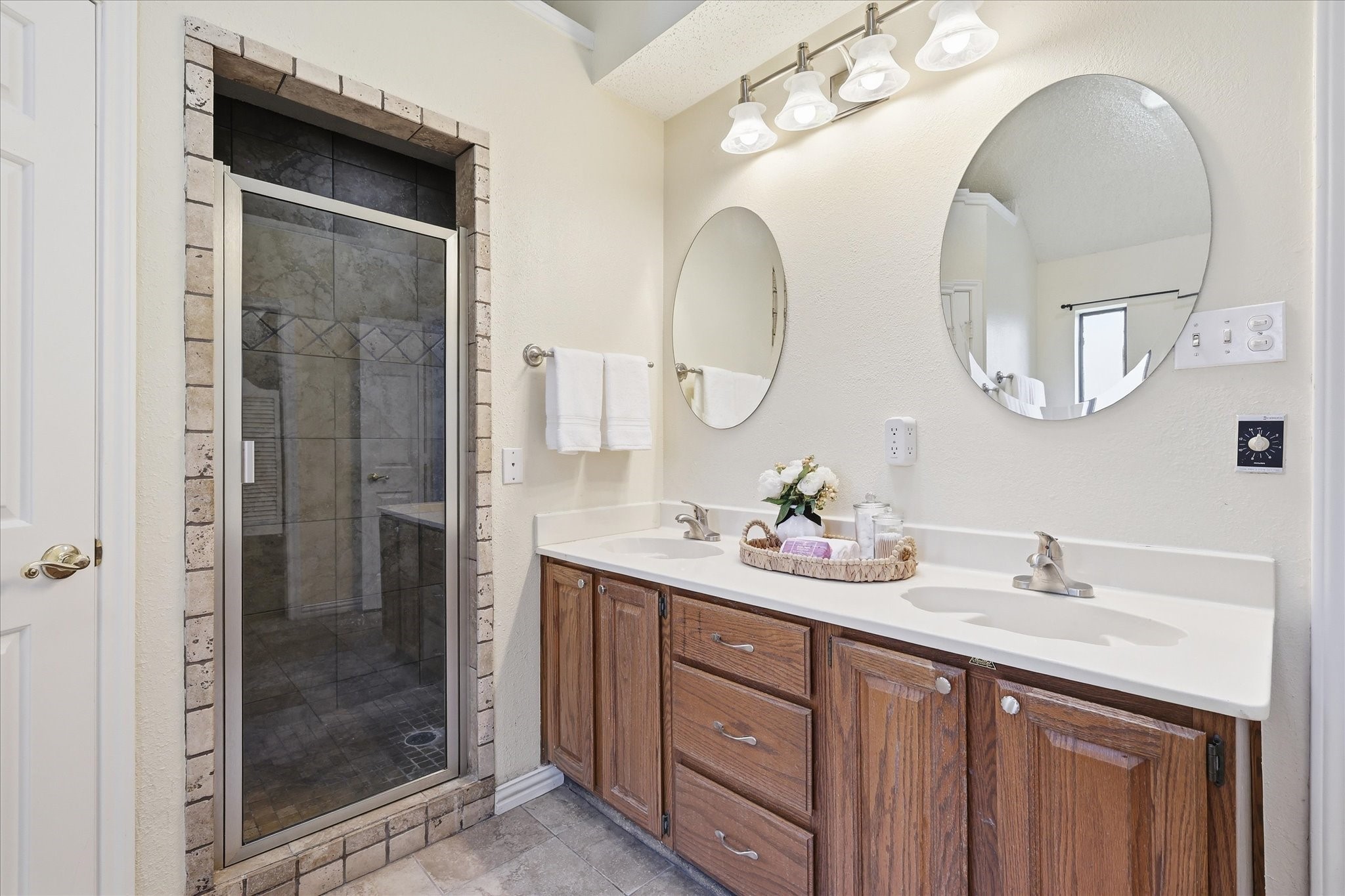 4207 Crossgate Court Arlington TX 76016