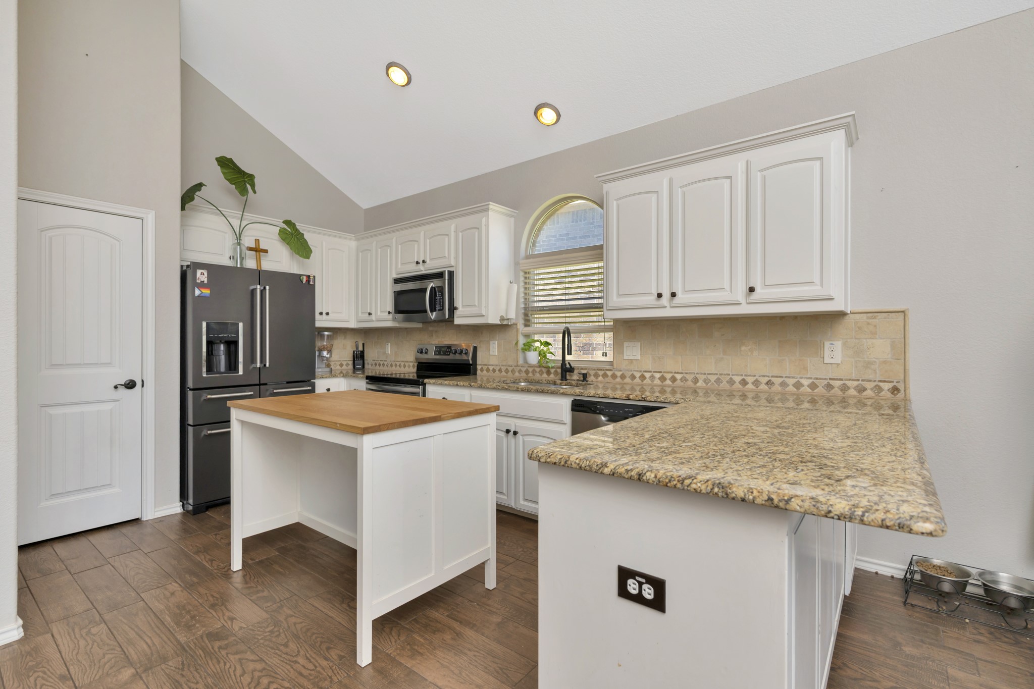 545 Wild Ivy Trail Fort Worth TX 76052
