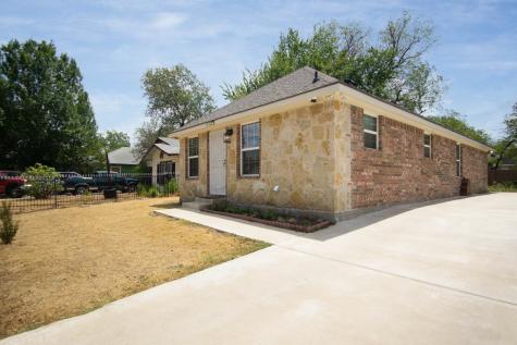3526 Strong Avenue Fort Worth TX 76105