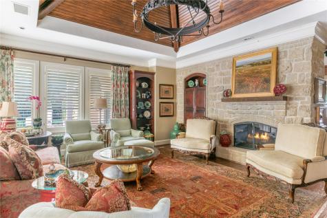 6347 Woodland Drive Dallas TX 75225