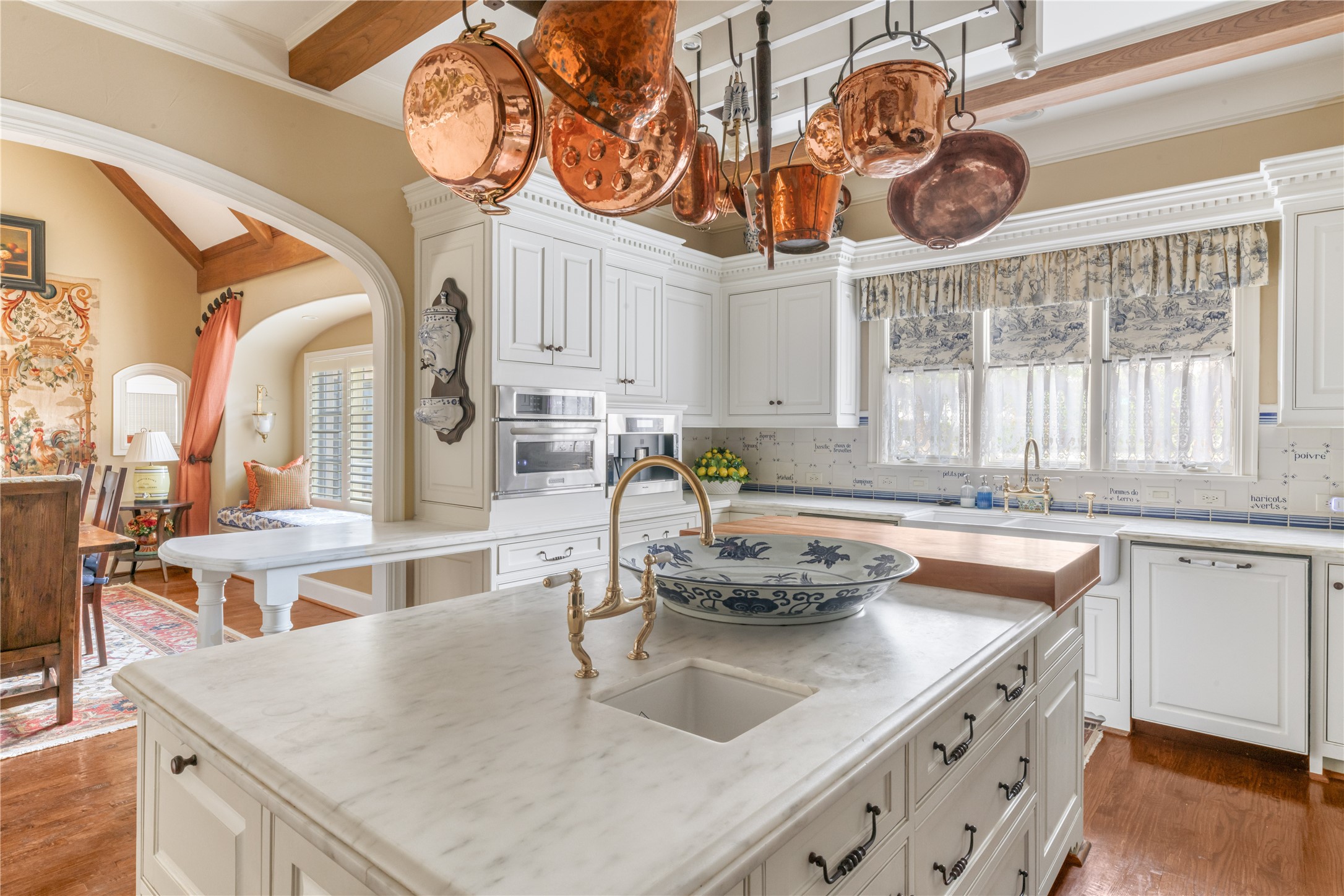 6347 Woodland Drive Dallas TX 75225