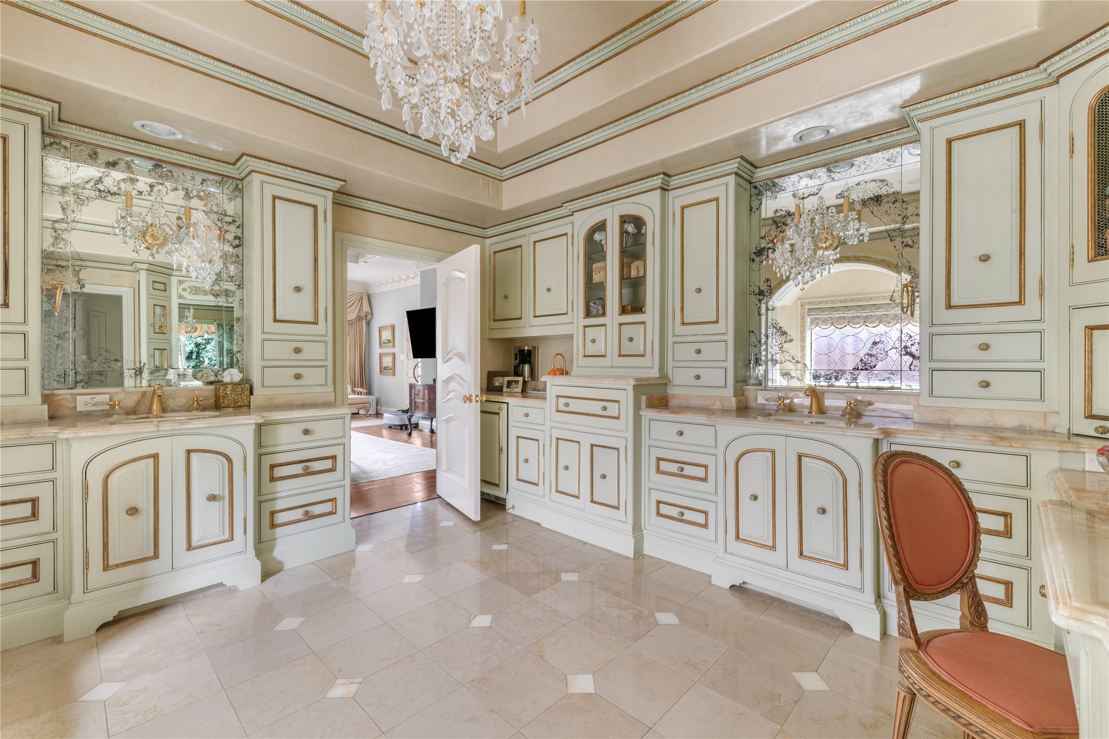 6347 Woodland Drive Dallas TX 75225