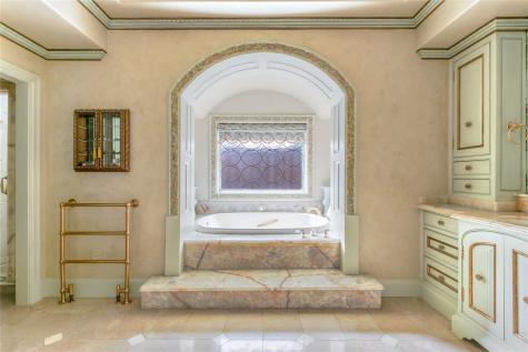 6347 Woodland Drive Dallas TX 75225