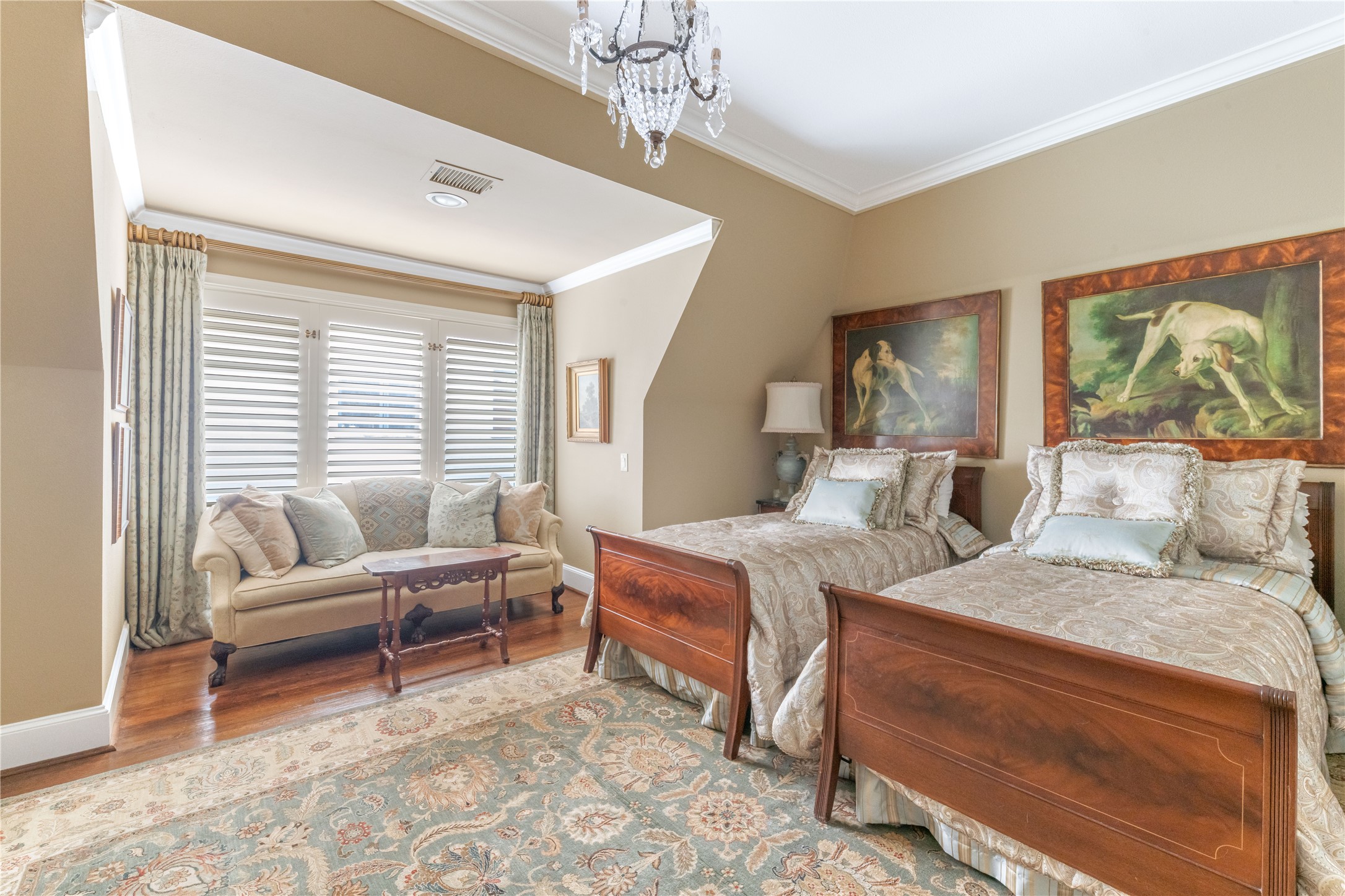 6347 Woodland Drive Dallas TX 75225