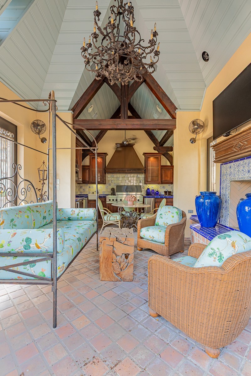 6347 Woodland Drive Dallas TX 75225