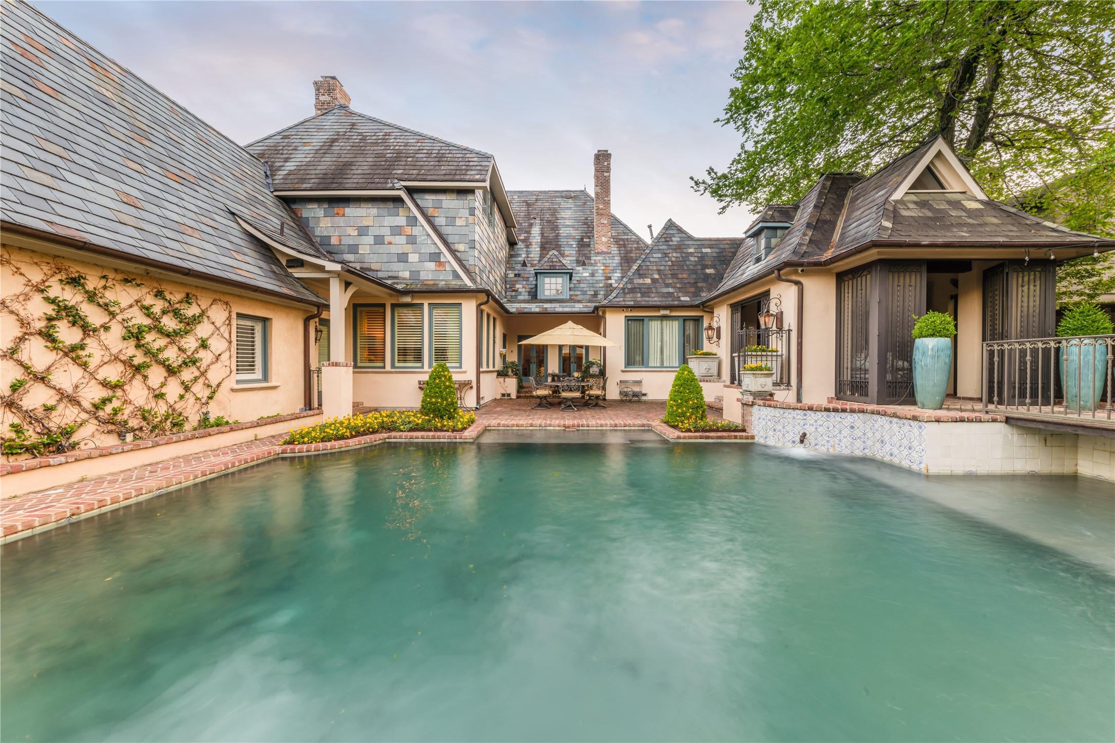 6347 Woodland Drive Dallas TX 75225