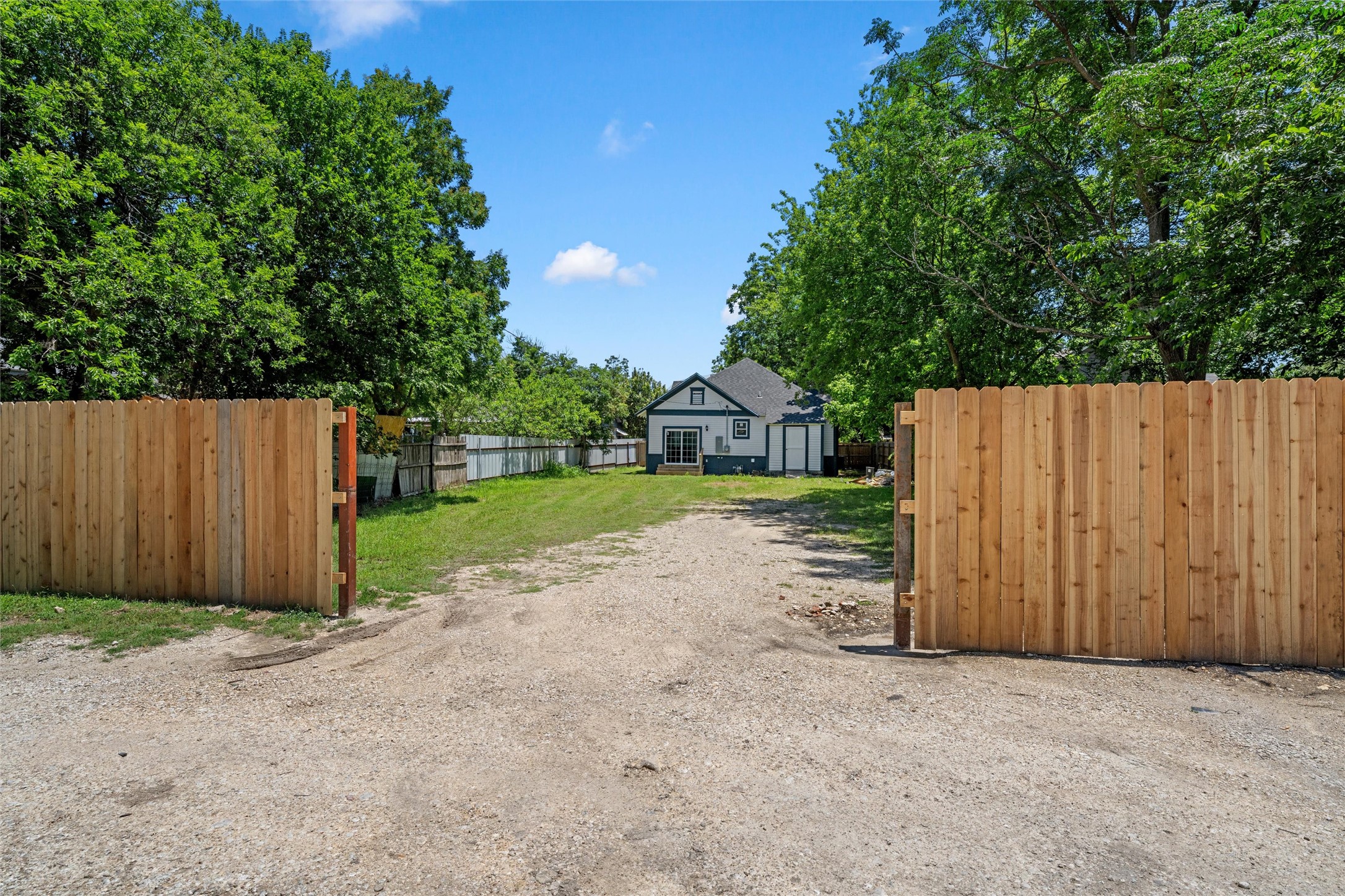 2023 Bosque Boulevard Waco TX 76707