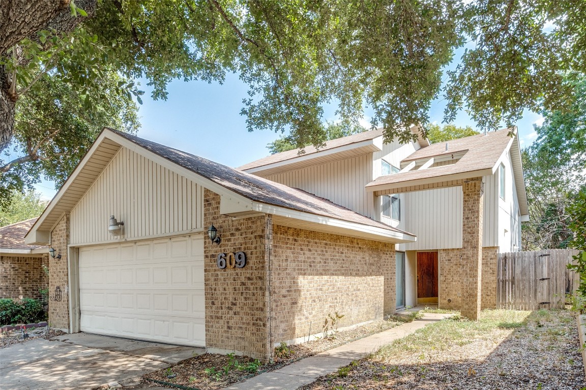 609 Via Miramonte Mesquite TX 75150