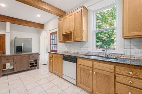 111 S Willomet Avenue Dallas TX 75208