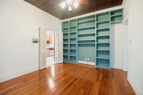 111 S Willomet Avenue Dallas TX 75208