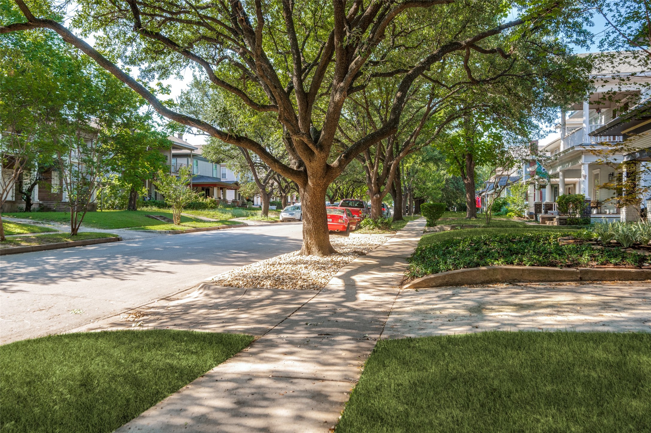 111 S Willomet Avenue Dallas TX 75208