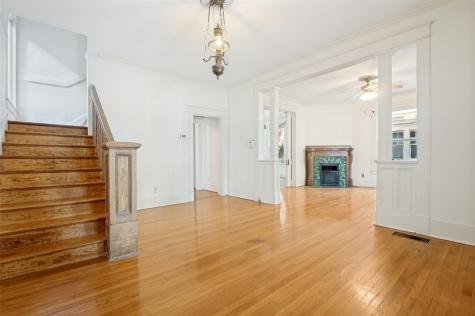 111 S Willomet Avenue Dallas TX 75208