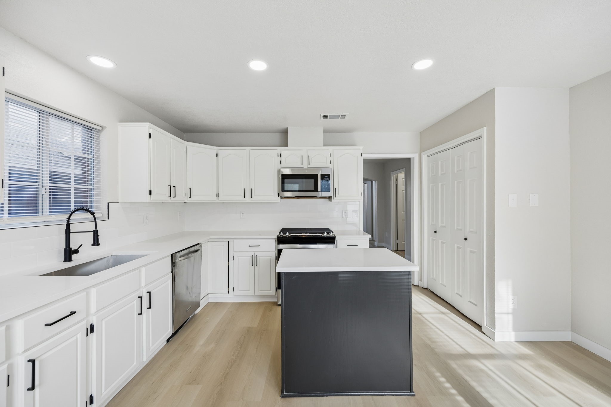 6207 Gray Wolf Trail Dallas TX 75252