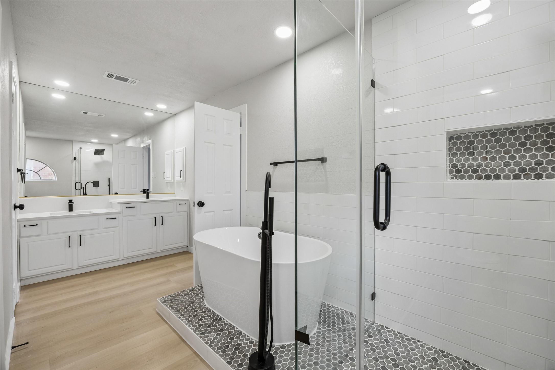6207 Gray Wolf Trail Dallas TX 75252