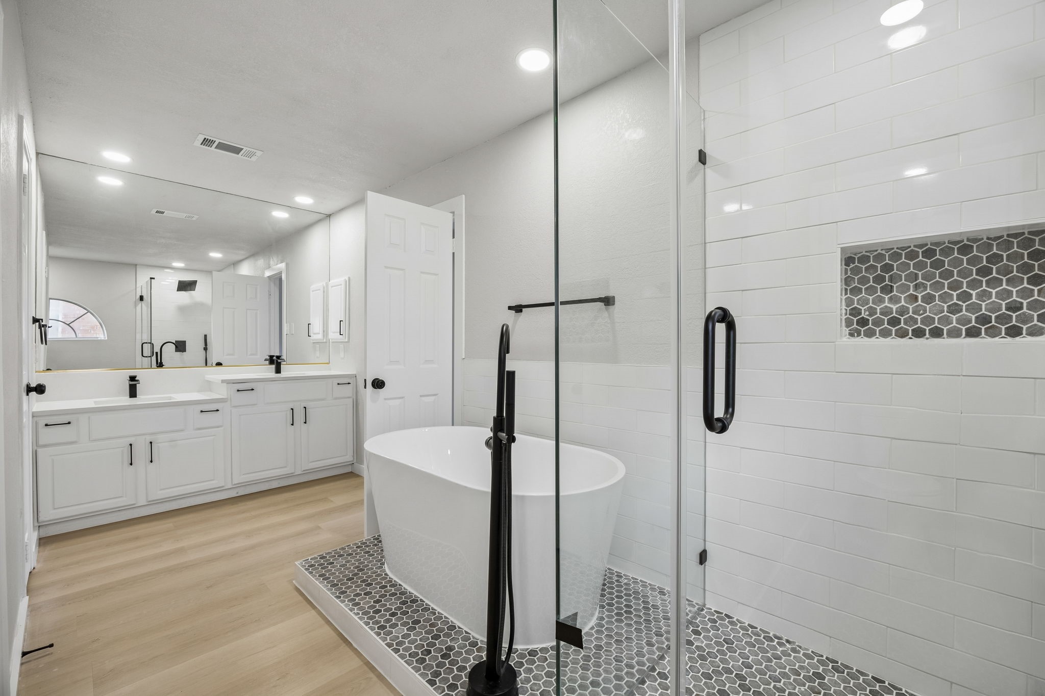 6207 Gray Wolf Trail Dallas TX 75252