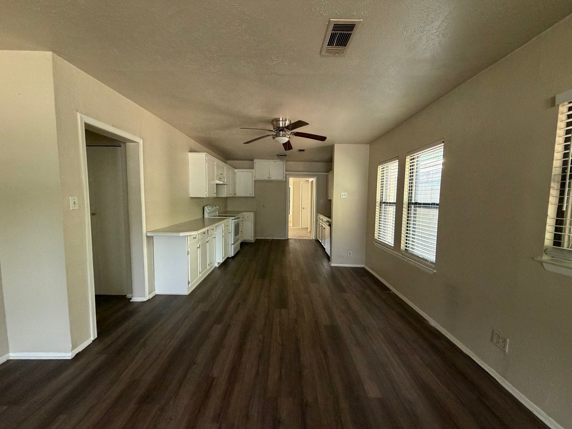 1404 E Tennie Street Gainesville TX 76240