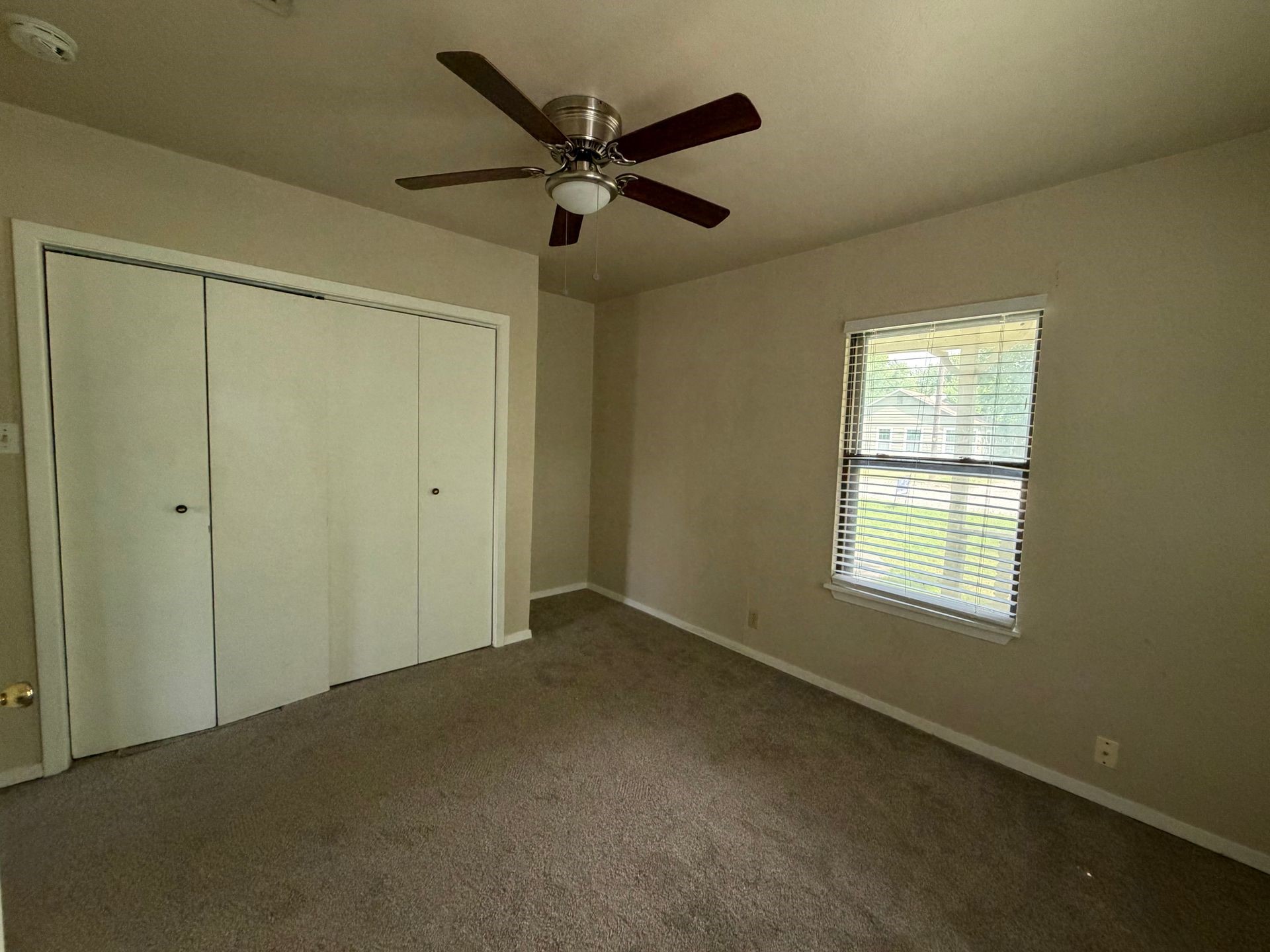 1404 E Tennie Street Gainesville TX 76240