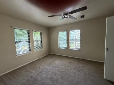1404 E Tennie Street Gainesville TX 76240