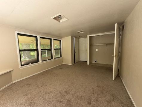 1404 E Tennie Street Gainesville TX 76240