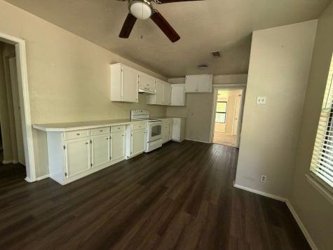 1404 E Tennie Street Gainesville TX 76240