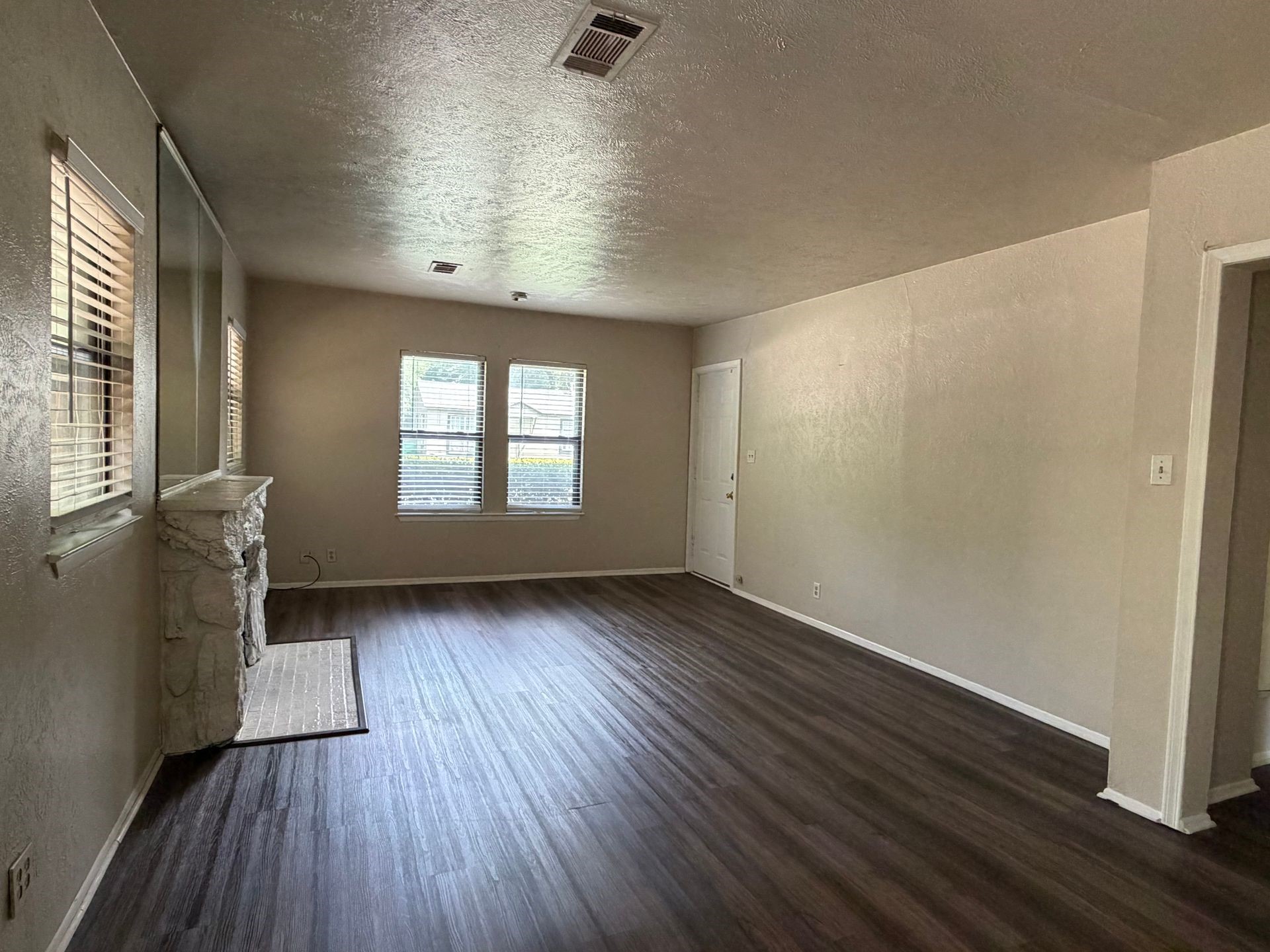 1404 E Tennie Street Gainesville TX 76240